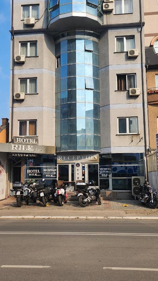 Ni Hotel Rile Men Blue المظهر الخارجي الصورة